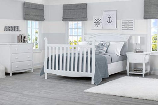 Delta Lancaster Convertible Crib